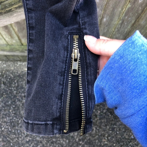 FREE PEOPLE MOTO STYLE SKINNY JEANS - Picture 7 of 7